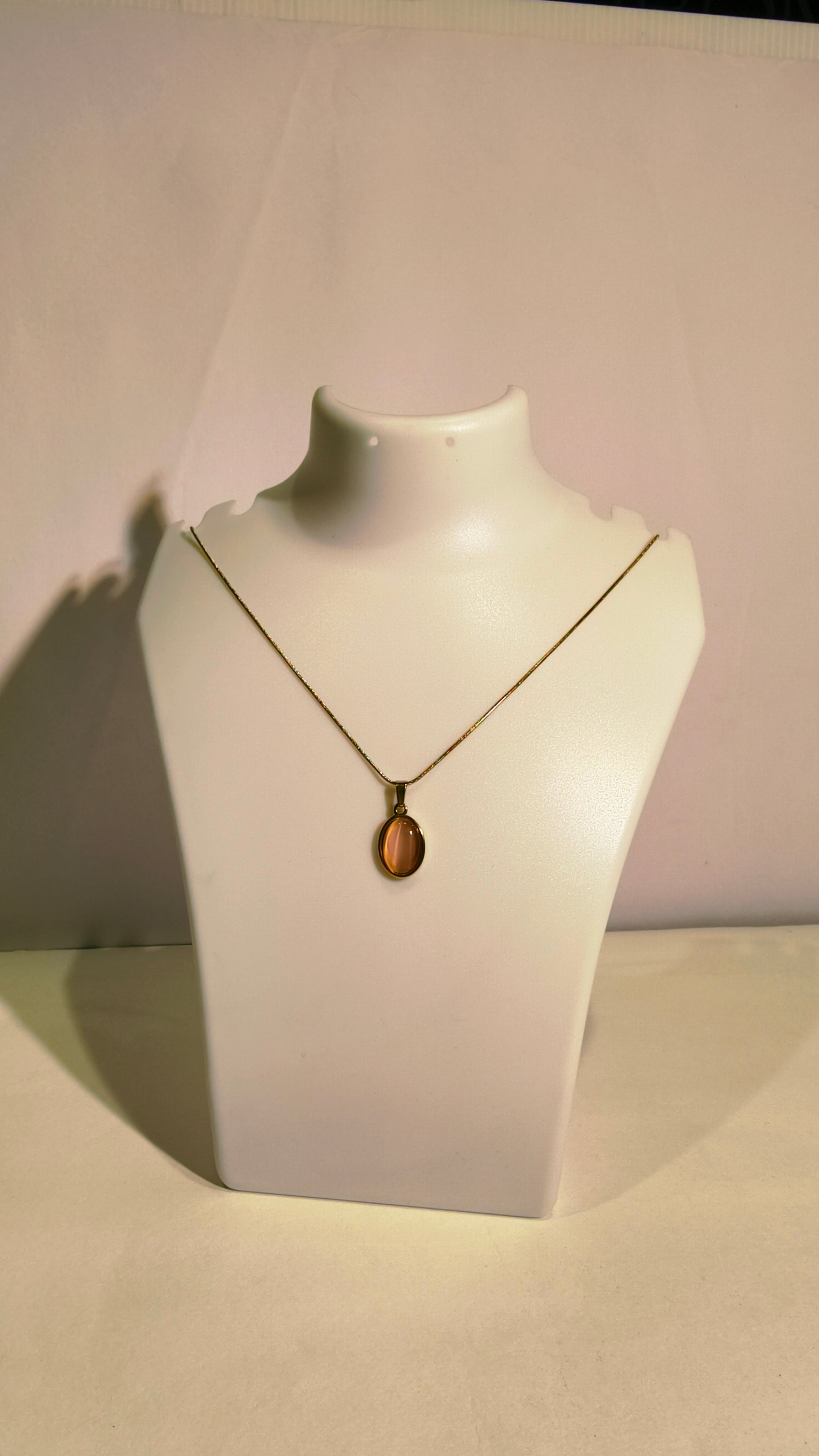 Roopsaj Pink Glow Pendant Necklace – Elegant Oval Stone in Gold Chain 🌸