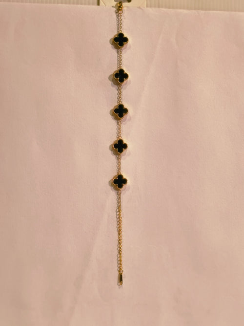 Roopsaj Black Clover Charm Bracelet – Elegant Gold Chain for Women ✨